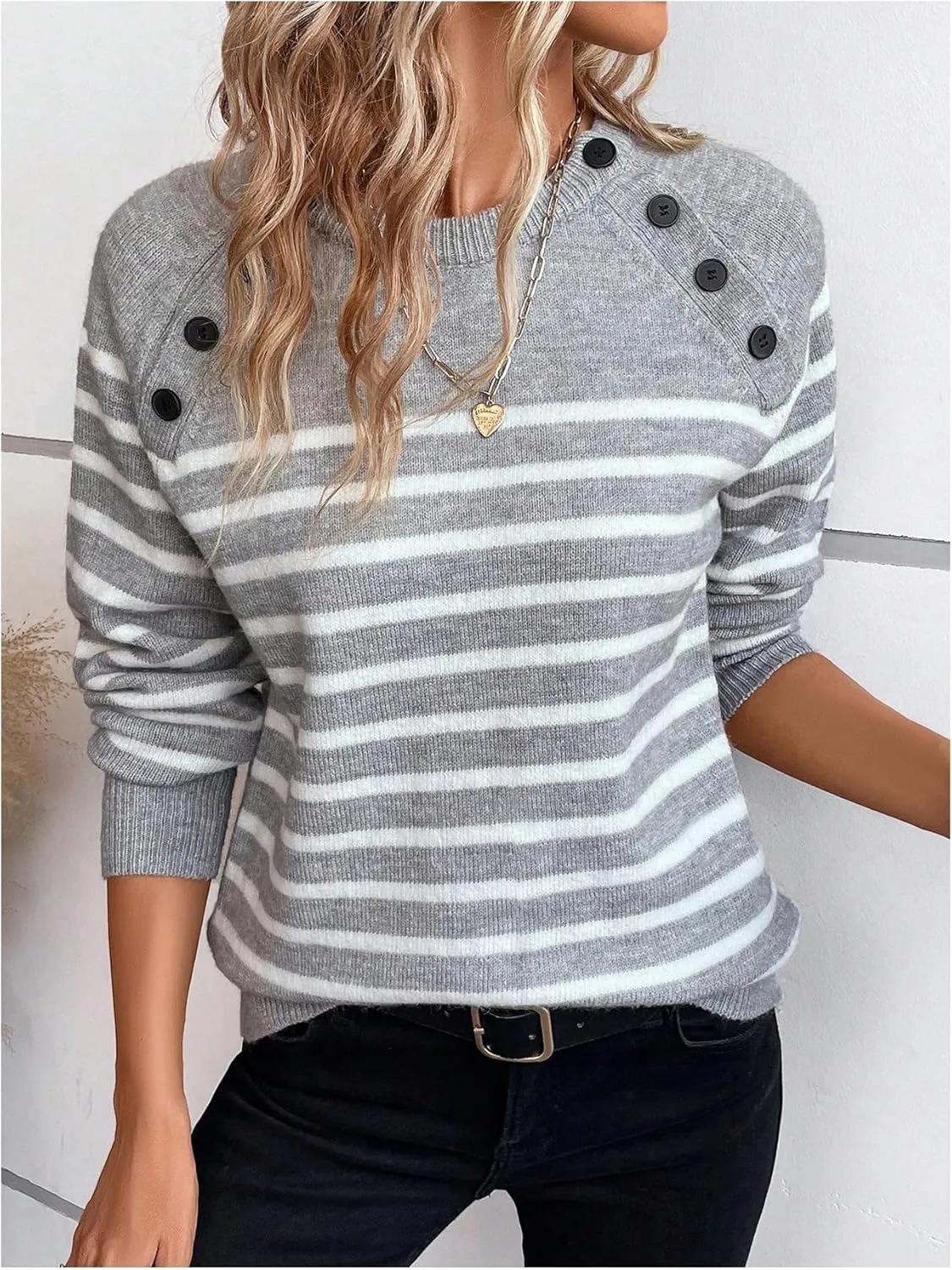 GORGLITTER Women's Color Block Mock Neck Sweater Bishop Long Sleeve Casual Pullovers Jumper Top