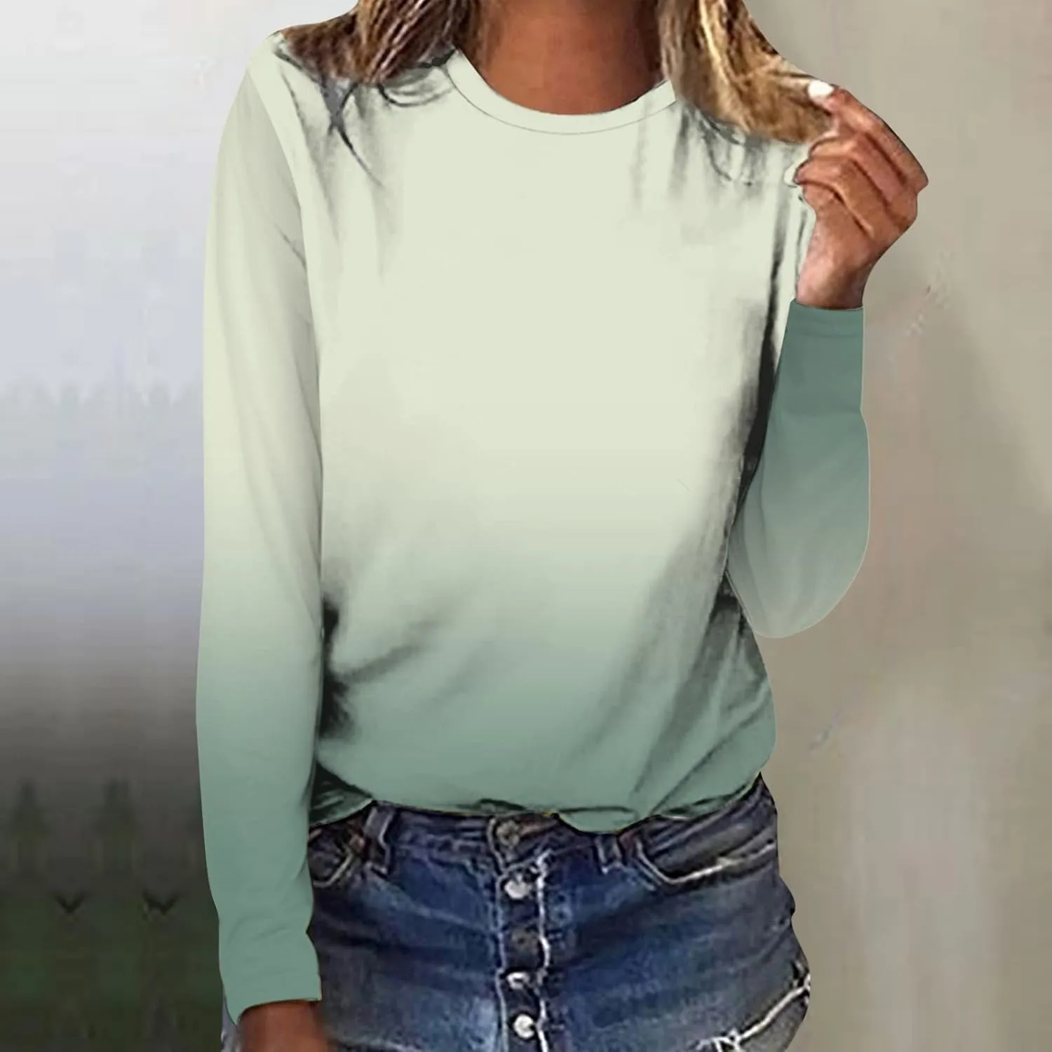 Long Sleeve Shirts for Women Crew-Neck Delicate Print Casual Tops