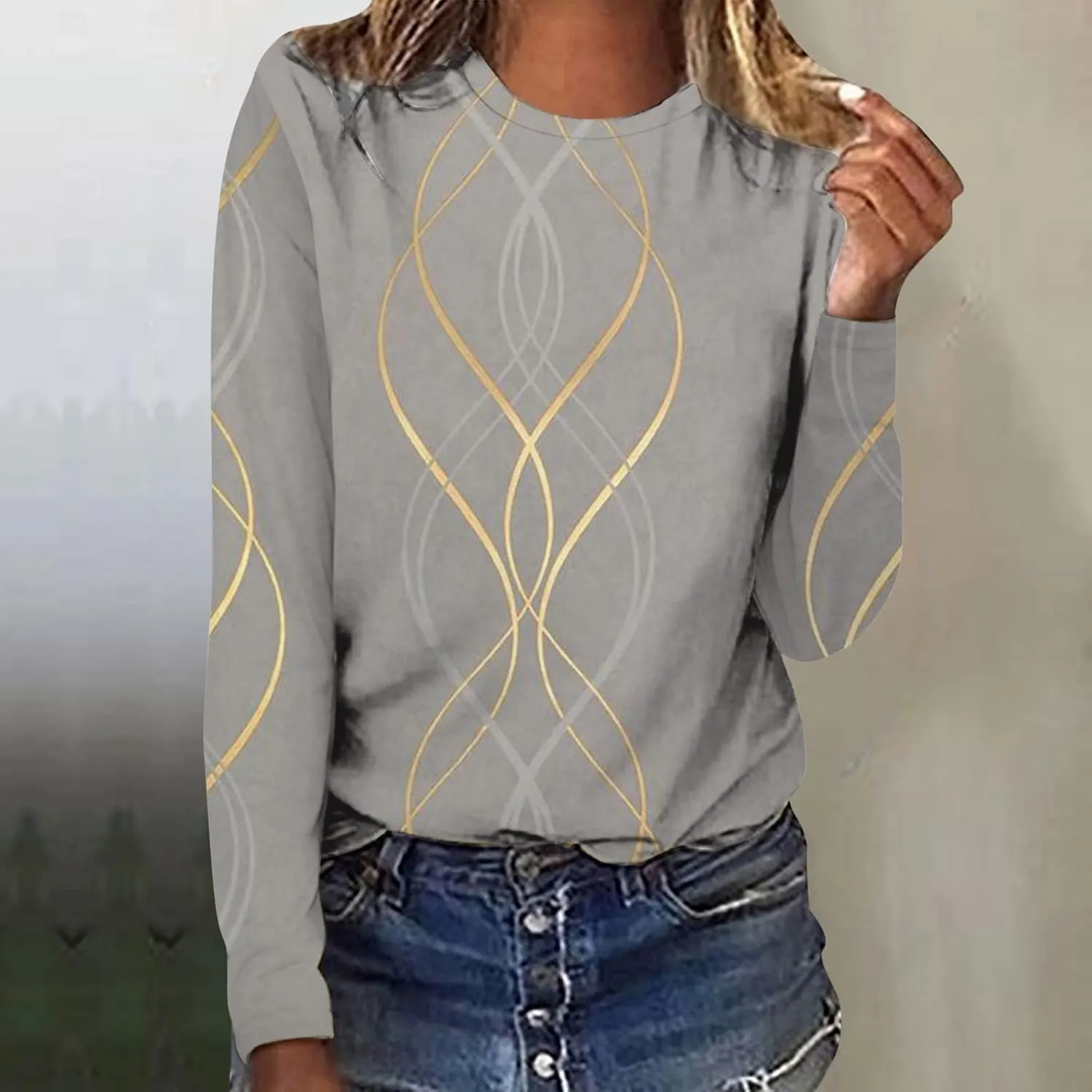 Long Sleeve Shirts for Women Crew-Neck Delicate Print Casual Tops