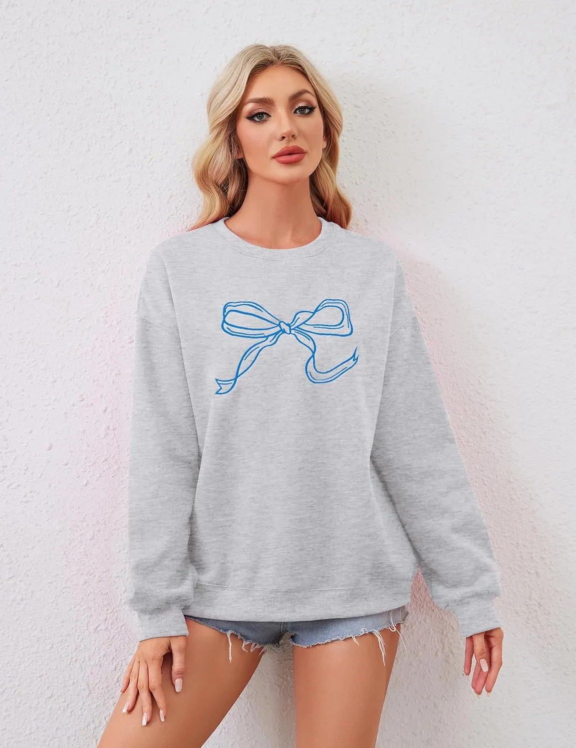 MISSACTIVER Women Bow Graphic Sweatshirts Oversized Pullover Sweatshirts Crewneck Pullover Tops 2024 Fall Fashion Clothes