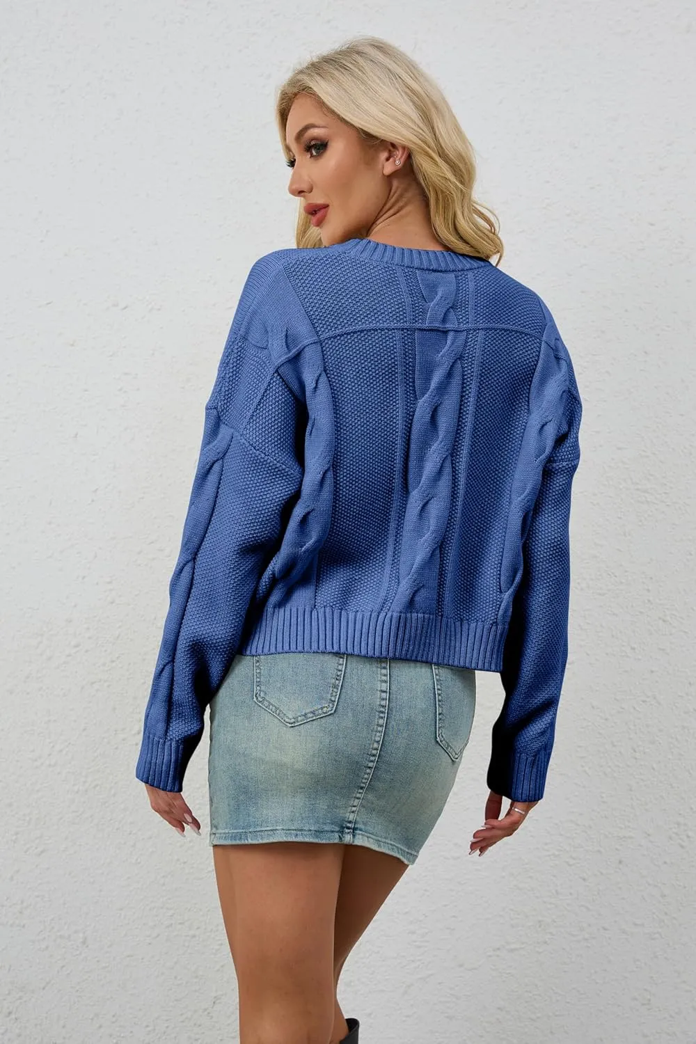 MISSACTIVER Women Loose Cable Knit Crop Sweater Crew Neck Long Sleeve Chunky Knitted Pullovers Comfy Fall Winter Cropped Tops