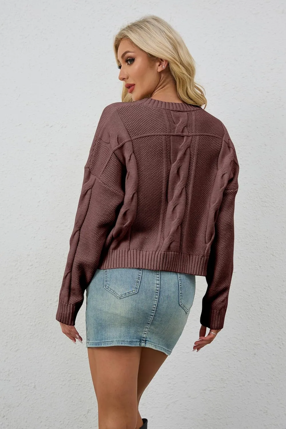 MISSACTIVER Women Loose Cable Knit Crop Sweater Crew Neck Long Sleeve Chunky Knitted Pullovers Comfy Fall Winter Cropped Tops