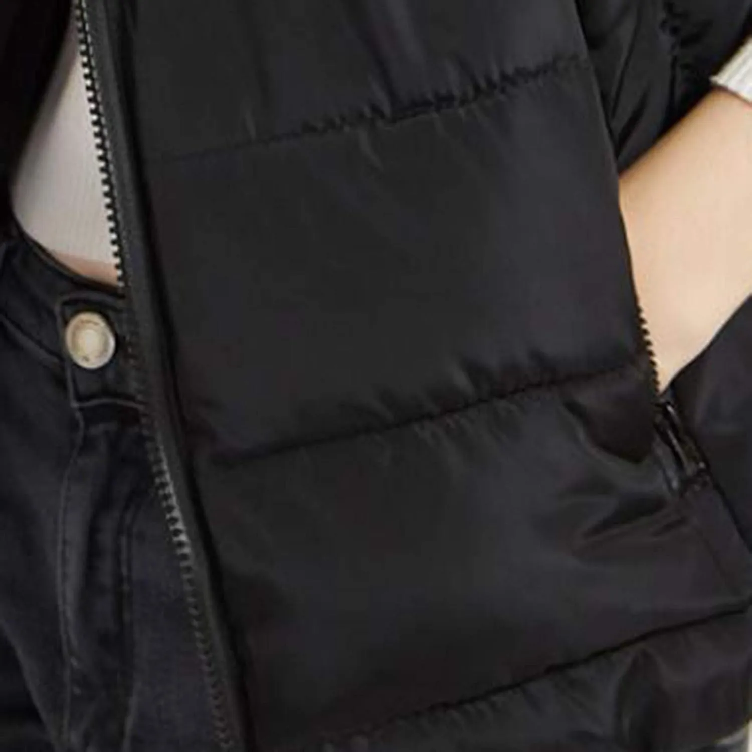 SHOPESSA Mens Down Vest with Hood Warm Puffer Jacket Quilted Short Coat Winter Coats for Men Plus Size Travel Outfits