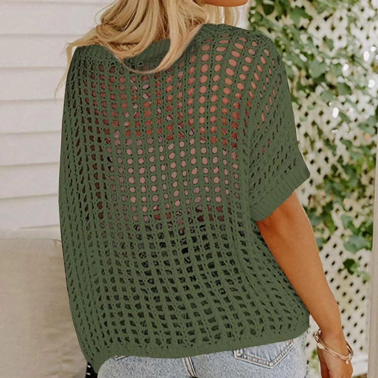 Womens Crochet Tops Scoop Neck Short Sleeve Sweater Fashion Casual Hollow Out Knit Tops Pullover Shirts Beach Coverup
