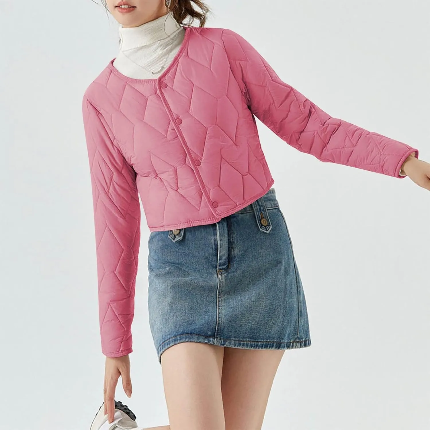Womens Quilted Puffer Jackets Button Lightweight Down Coats Warm Casual Cropped Long Sleeve Crewneck Padded Outerwear