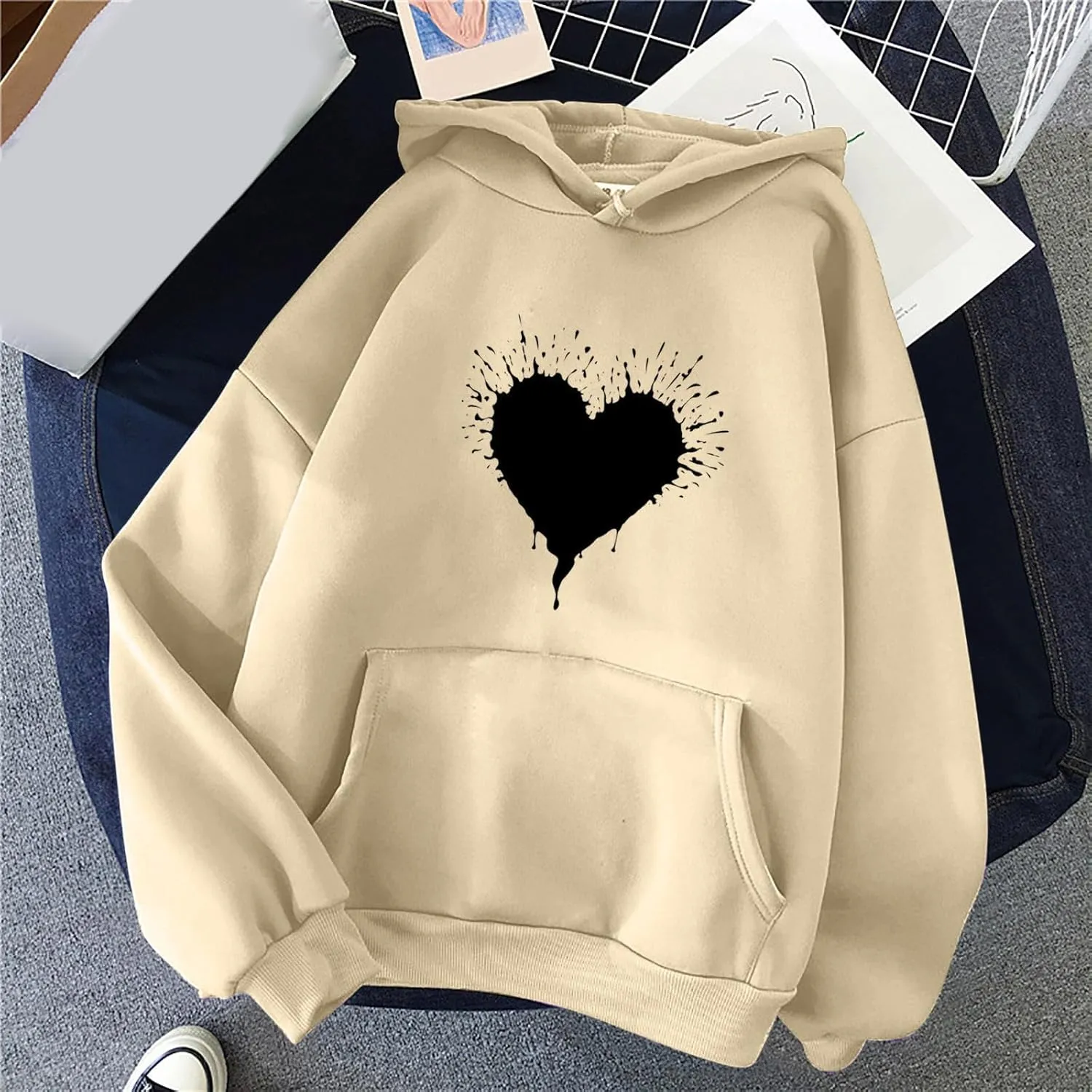 ZDRZK Hoodies For Women Cute Heart Print Drawstring Casual Hooded Sweatshirts Oversized Basic Fall Clothes With Pocket